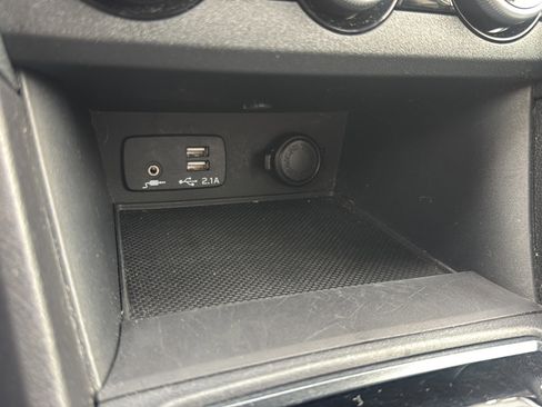 Used 2023 Subaru Crosstrek 2.5i Sport image 32