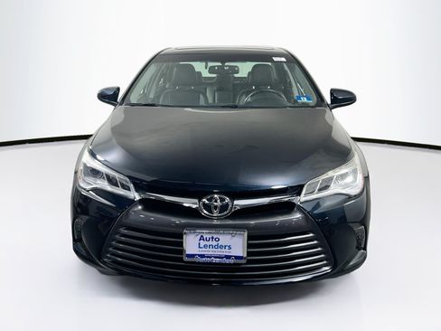 Used 2016 Toyota Camry XLE FWD image 2
