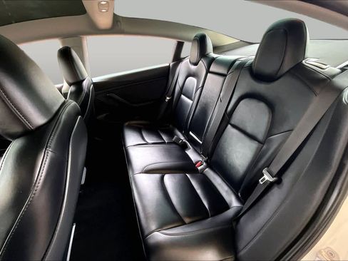 Used 2023 Tesla Model 3 Standard Range RWD image 17