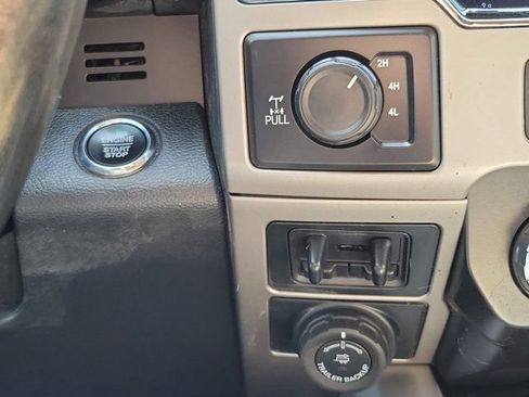 Used 2022 Ford F250 Lariat w/ Lariat Ultimate Package AWD/4WD image 28