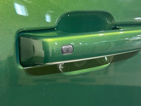 Used 2025 Ford Bronco Outer Banks AWD/4WD image 19