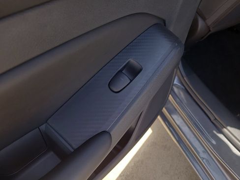 Certified 2025 Nissan Altima 2.5 S FWD image 12