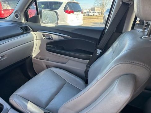 Used 2016 Honda Pilot EX-L image 19