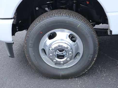 New 2026 Ford F350 XL AWD/4WD image 16