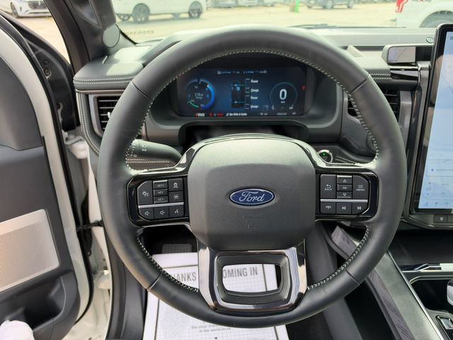 Used 2025 Ford F150 Lightning Platinum AWD/4WD image 49