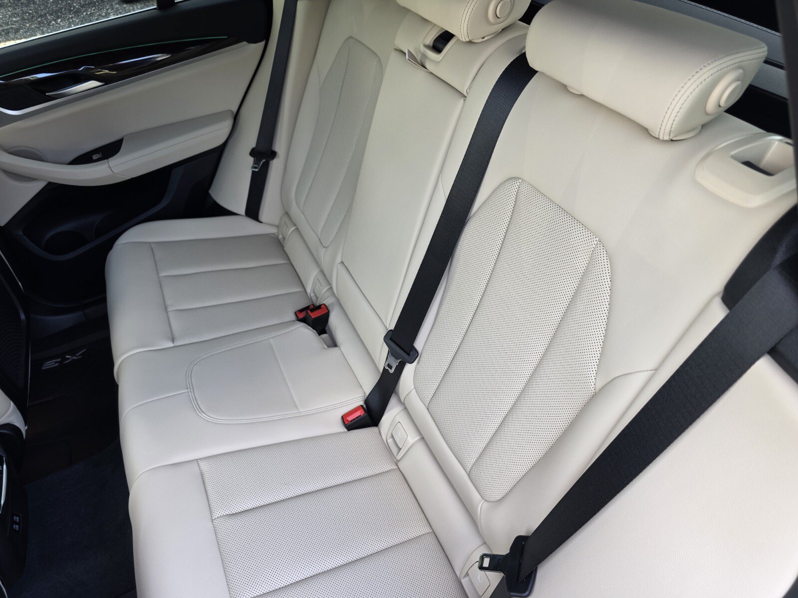 Used 2024 BMW X3 xDrive30i w/ Convenience Package AWD/4WD image 15