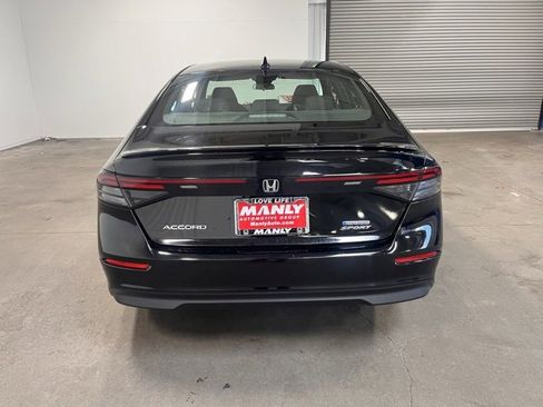Used 2024 Honda Accord Sport image 4