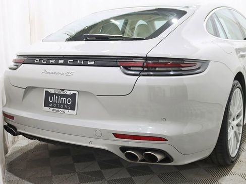 Used 2018 Porsche Panamera 4S AWD/4WD image 13