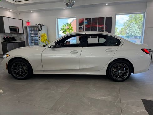Used 2025 BMW 330i Sedan w/ Convenience Package RWD image 4