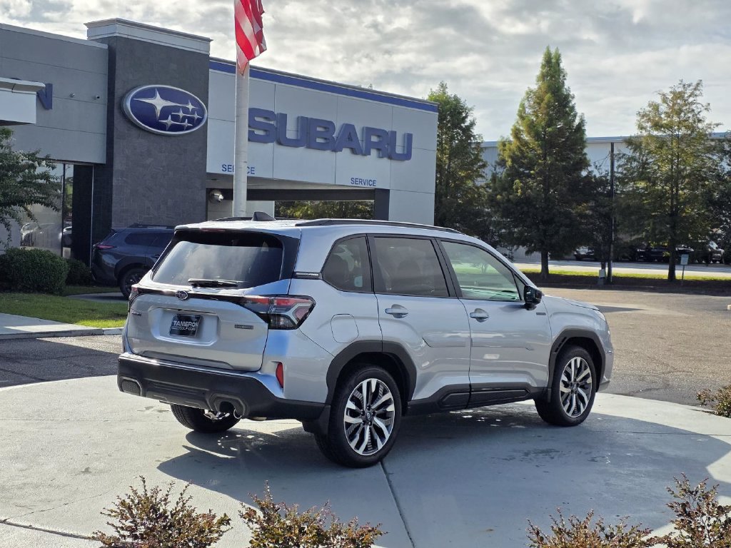 New 2026 Subaru Forester Touring AWD/4WD image 5