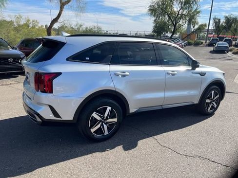 Used 2022 Kia Sorento S image 20