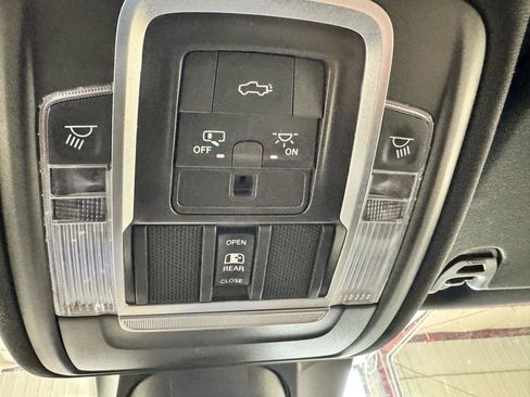 Used 2021 RAM 1500 Laramie w/ Sport Appearance Package AWD/4WD image 29