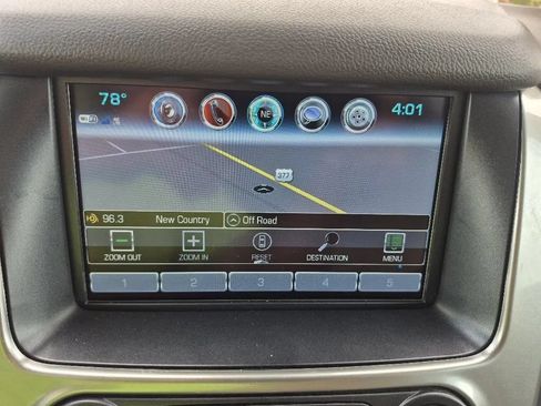Used 2020 Chevrolet Suburban Premier RWD image 36
