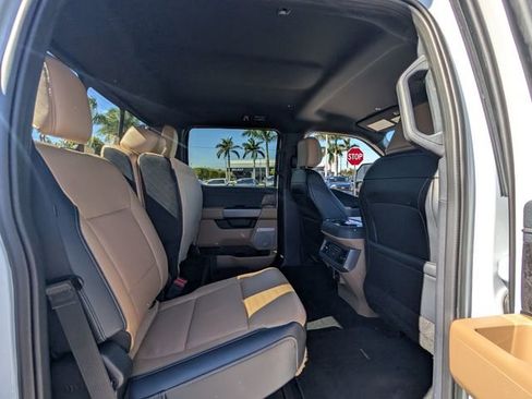 Certified 2024 Ford F250 Lariat w/ Chrome Package image 14