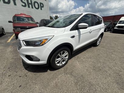 Used 2017 Ford Escape SE