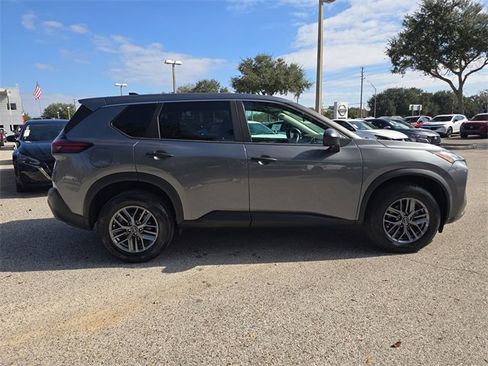 Certified 2023 Nissan Rogue S image 9