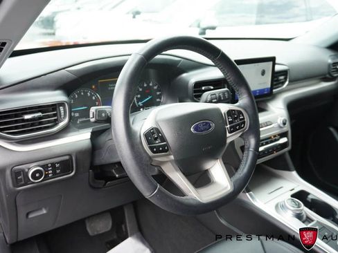 Used 2023 Ford Explorer XLT w/ Equipment Group 202A AWD/4WD image 27