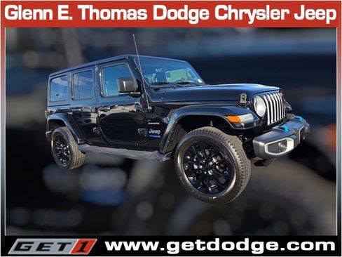 Used 2022 Jeep Wrangler Unlimited Sahara image 1