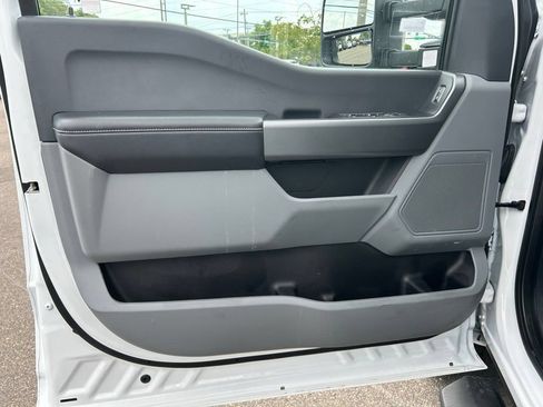 Used 2025 Ford F350 XLT AWD/4WD image 16