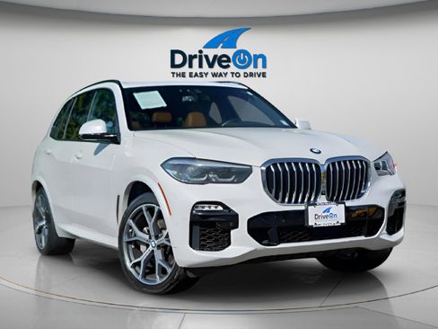 Used 2021 BMW X5 xDrive40i w/ M Sport Package image 9
