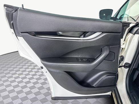 Used 2022 Maserati Levante GT image 24