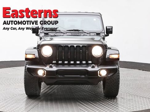 Used 2018 Jeep Wrangler Unlimited Sport S image 2