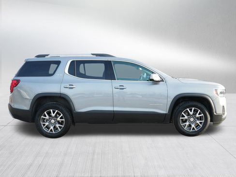 Used 2023 GMC Acadia SLT image 8