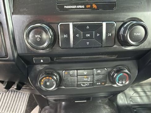 Used 2018 Ford F150 XL w/ Equipment Group 101A Mid AWD/4WD image 30