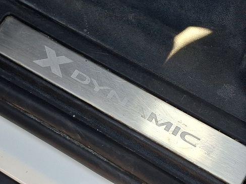 Used 2023 Land Rover Defender 110 X-Dynamic SE AWD/4WD image 30