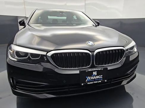 Used 2019 BMW 530i xDrive AWD/4WD image 17