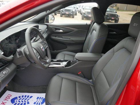 New 2026 Buick Envista Sport Touring w/ Convenience I Package FWD image 12