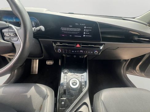 Used 2023 Kia Niro Wave w/ Wave Preserve Package FWD image 14