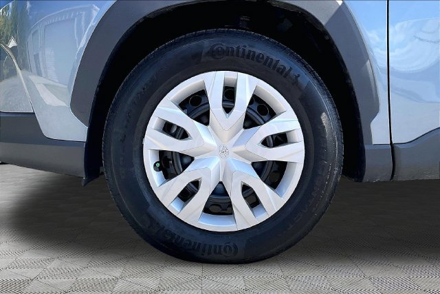 Used 2026 Toyota Corolla Cross L FWD image 21
