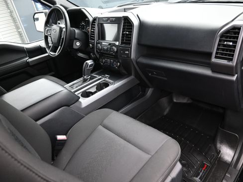 Used 2018 Ford F150 XLT w/ Equipment Group 302A Luxury RWD image 40