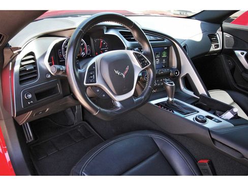 Used 2019 Chevrolet Corvette Stingray Coupe w/ Carbon Flash Badge Package RWD image 6