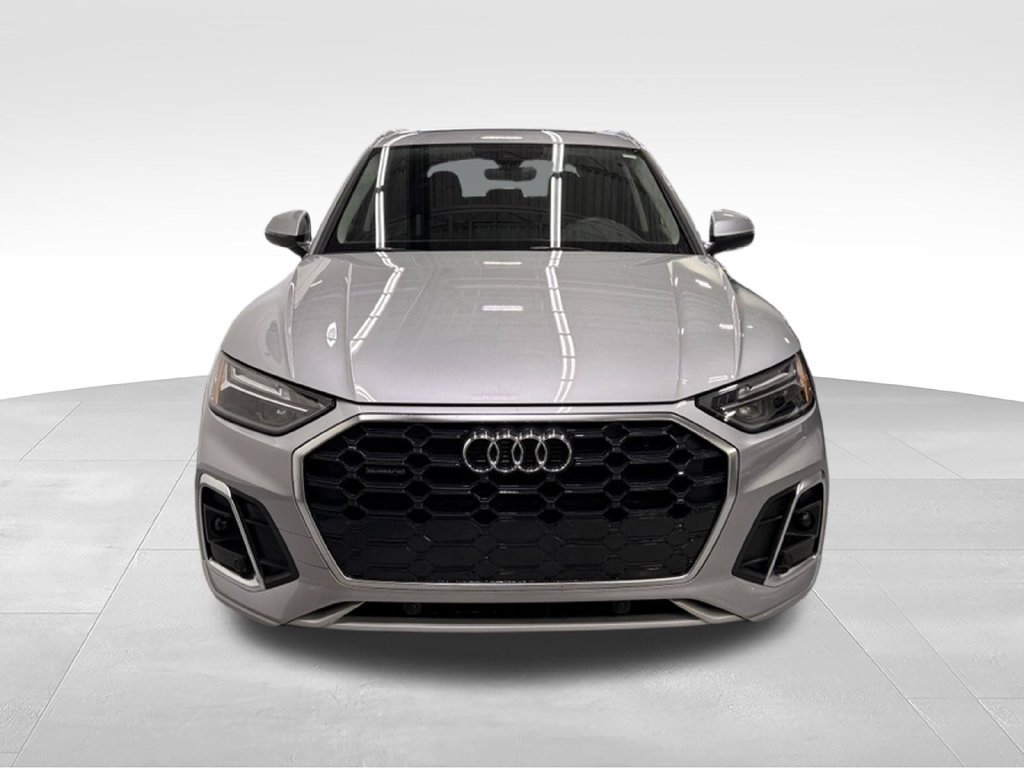 Used 2023 Audi Q5 2.0T Premium w/ Convenience Package AWD/4WD image 8