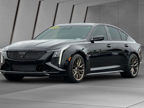 Used 2025 Cadillac CT5 V Blackwing w/ Super Cruise 1 Package image 8