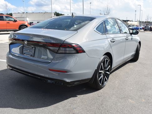 New 2026 Honda Accord Touring image 9