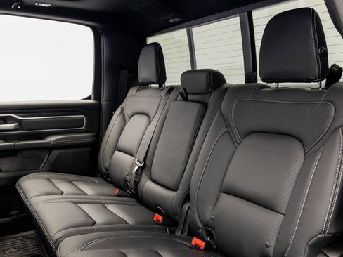 Used 2023 RAM 1500 Big Horn AWD/4WD image 35