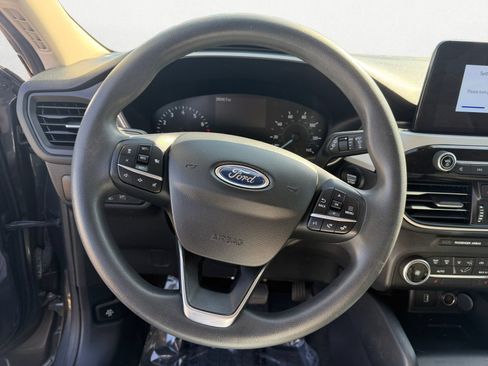Used 2020 Ford Escape SE FWD image 9