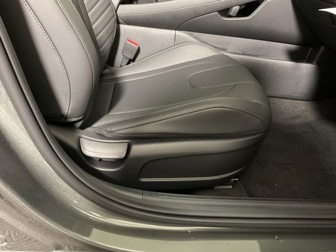 New 2026 Hyundai Elantra Limited image 39