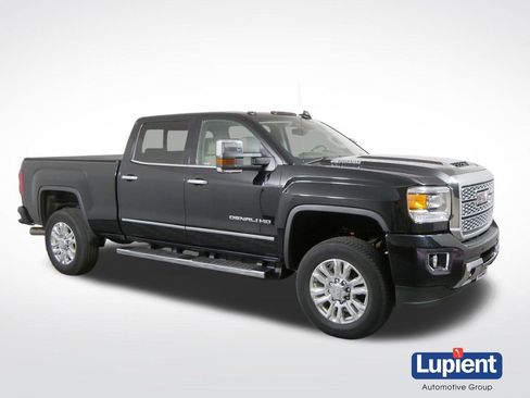 Used 2019 GMC Sierra 3500 Denali w/ Duramax Plus Package AWD/4WD image 1