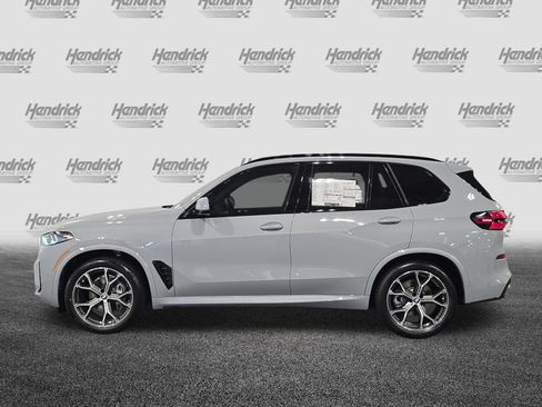 Certified 2026 BMW X5 xDrive40i w/ M Sport Package AWD/4WD image 5