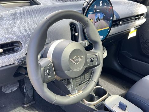 Certified 2025 MINI Cooper S image 13