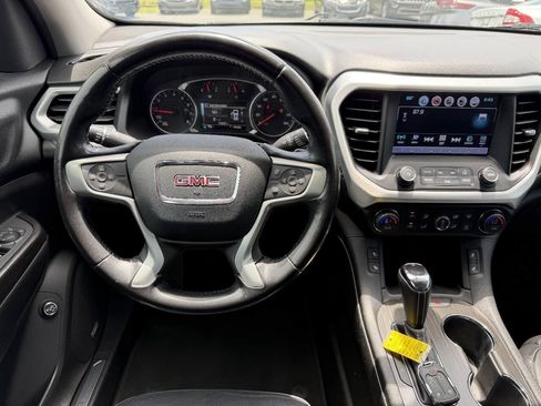 Used 2018 GMC Acadia SLT FWD image 19