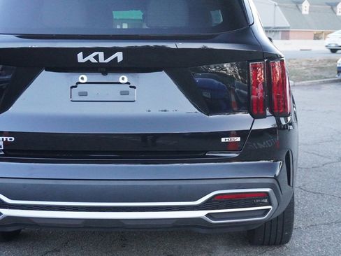 Used 2023 Kia Sorento SX Prestige image 18