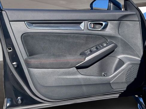 Used 2025 Honda Civic Type R image 18