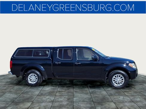 Used 2015 Nissan Frontier SV w/ SV Value Truck Package AWD/4WD image 2