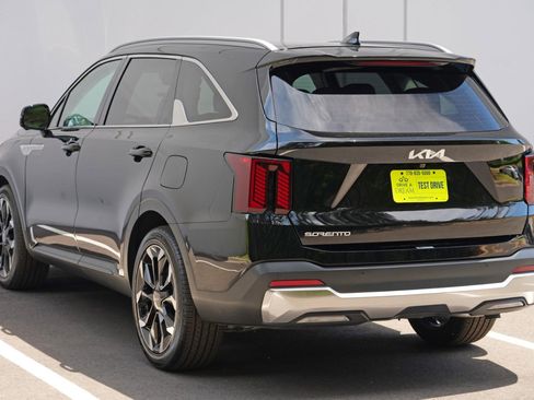 Used 2024 Kia Sorento SX FWD image 51