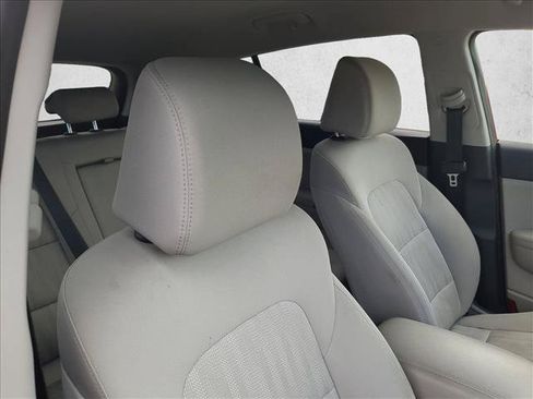 Used 2020 Kia Sportage LX FWD image 18